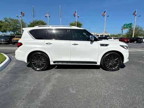 Aspen White 2024 INFINITI QX80 SENSORY