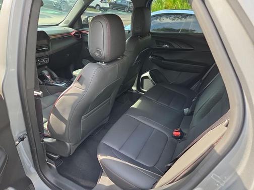 Sterling Gray Metallic 2024 Chevrolet Trailblazer RS