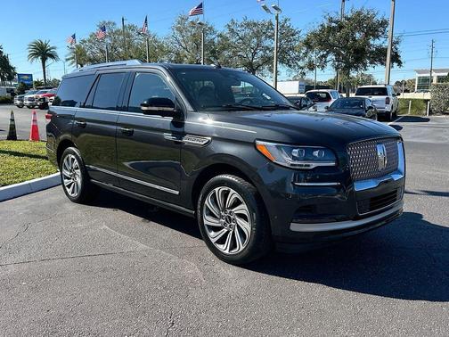 2023 Lincoln Navigator Reserve