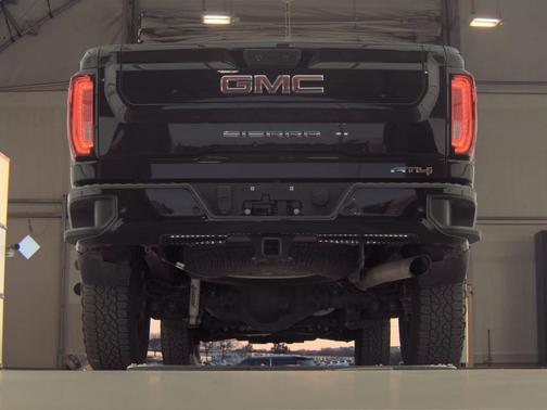 2022 GMC Sierra 2500 AT4