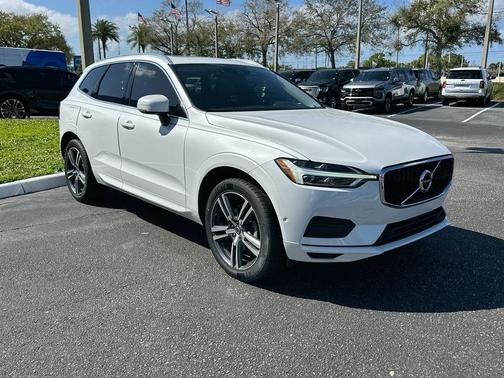 2019 Volvo XC60 T5 Momentum