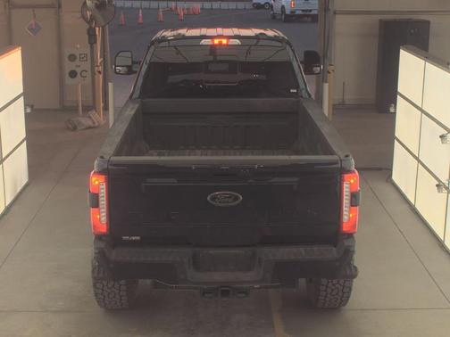 2024 Ford F-350 Lariat Super Duty