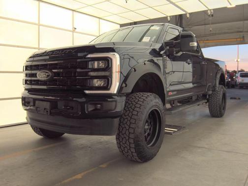 2024 Ford F-350 Lariat Super Duty