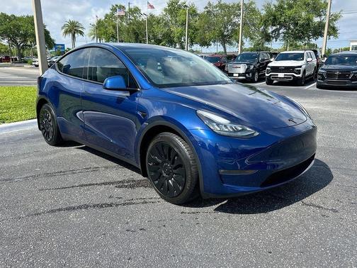 Deep Blue Metallic 2021 Tesla Model Y Long Range