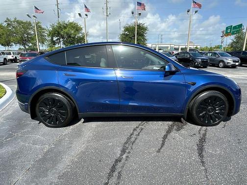 Deep Blue Metallic 2021 Tesla Model Y Long Range