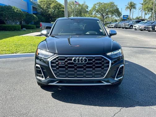Mythos Black Metallic 2023 Audi SQ5 3.0T Prestige