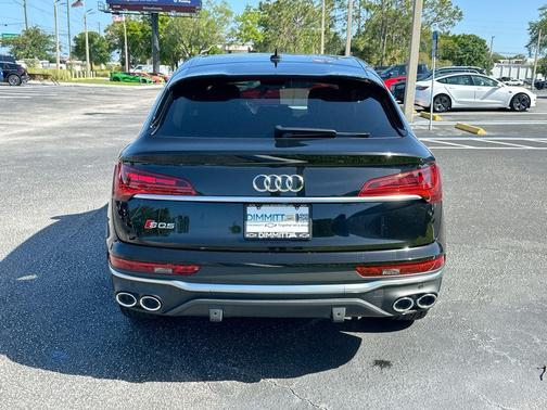 Mythos Black Metallic 2023 Audi SQ5 3.0T Prestige