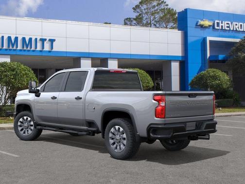 Sterling Gray Metallic 2026 Chevrolet Silverado 2500 Custom