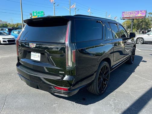 2023 Cadillac Escalade ESV Sport Platinum