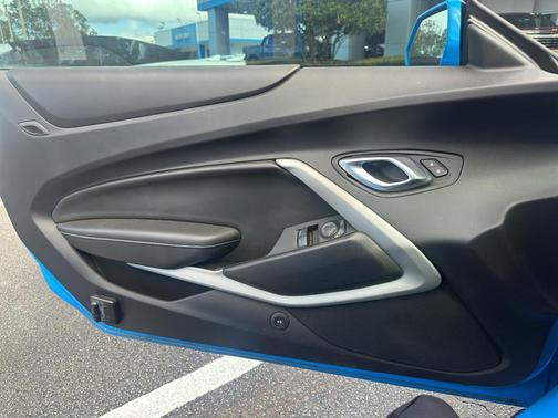 2022 Chevrolet Camaro 1LS