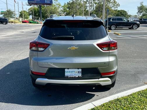 Sterling Gray Metallic 2023 Chevrolet Trailblazer LT