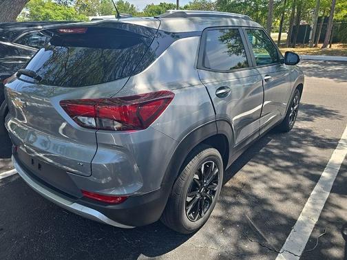 Sterling Gray Metallic 2023 Chevrolet Trailblazer LT