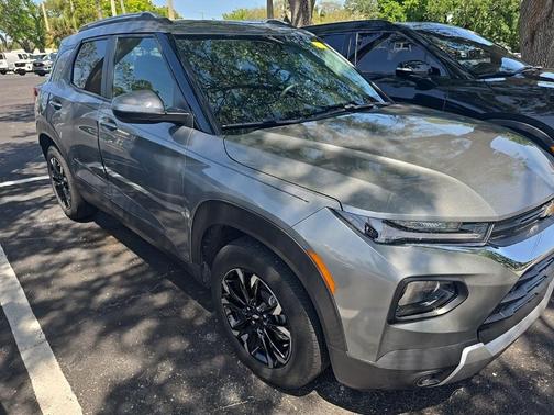 Sterling Gray Metallic 2023 Chevrolet Trailblazer LT