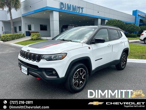 Bright White Clearcoat 2025 Jeep Compass Trailhawk