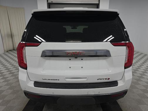 2022 GMC Yukon AT4