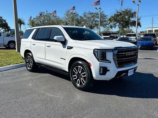 2022 GMC Yukon AT4