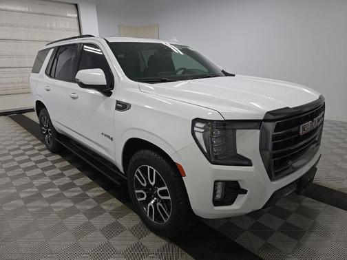 2022 GMC Yukon AT4