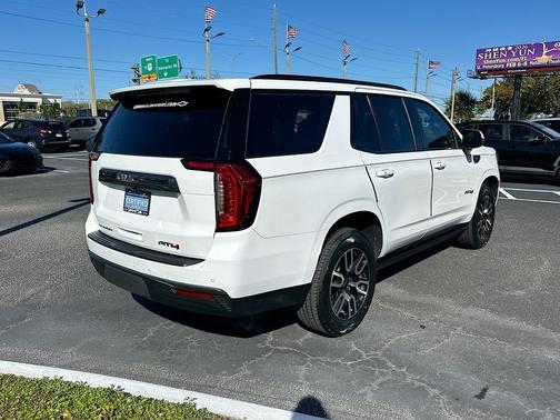 2022 GMC Yukon AT4