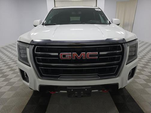 2022 GMC Yukon AT4