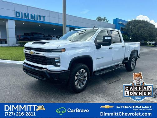 Summit White 2026 Chevrolet Silverado 2500 Custom