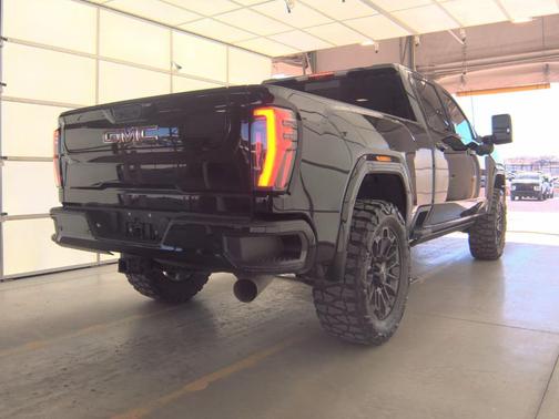 2024 GMC Sierra 2500 AT4