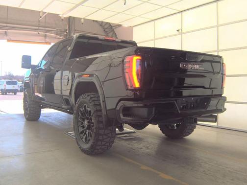 2024 GMC Sierra 2500 AT4