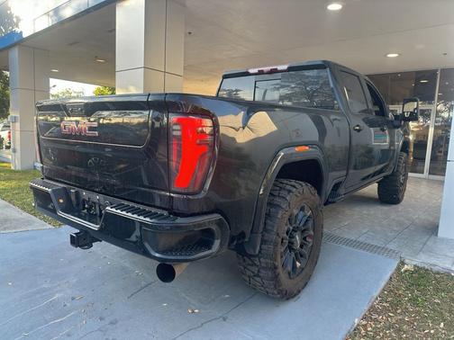 2024 GMC Sierra 2500 AT4