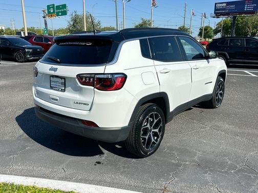 Bright White Clearcoat 2025 Jeep Compass Limited
