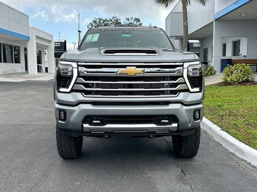 Sterling Gray Metallic 2026 Chevrolet Silverado 3500 High Country