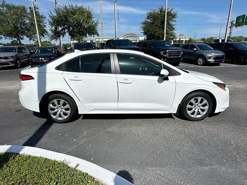 Ice 2026 Toyota Corolla LE