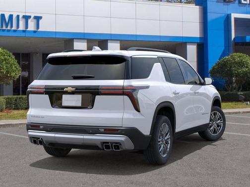 Polar White 2026 Chevrolet Traverse LT
