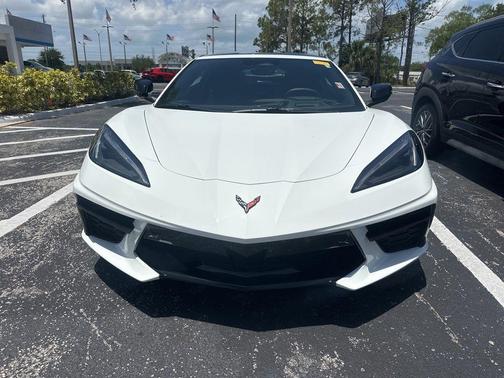 Arctic White 2026 Chevrolet Corvette Stingray w/2LT