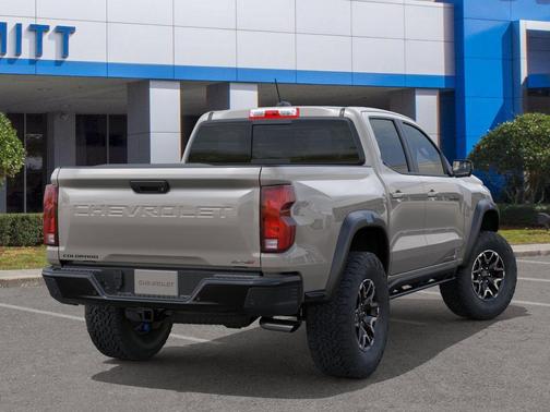 White Sand 2026 Chevrolet Colorado ZR2