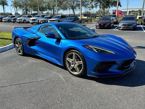 2021 Chevrolet Corvette Stingray w/2LT