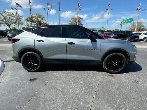 2025 Chevrolet Blazer LT