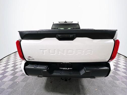 Ice 2025 Toyota Tundra SR5