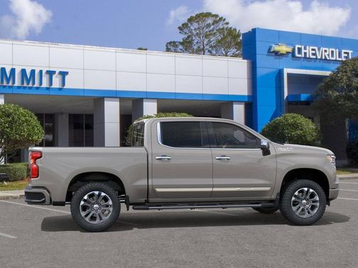 White Sand 2026 Chevrolet Silverado 1500 High Country