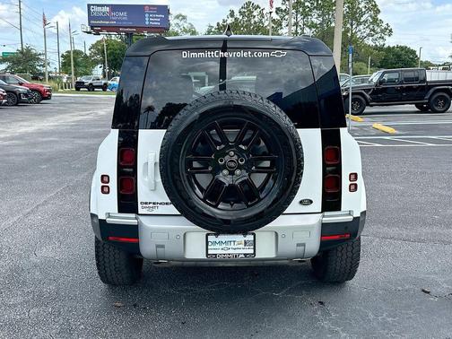 Fuji White 2023 Land Rover Defender 110 S