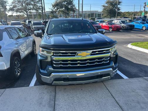 2024 Chevrolet Silverado 1500 LTZ