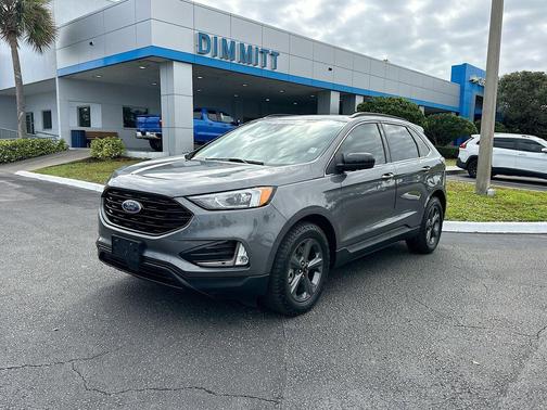 Carbonized Gray Metallic 2022 Ford Edge SEL