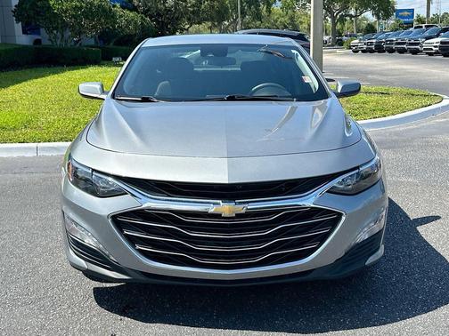 Sterling Gray Metallic 2024 Chevrolet Malibu LT