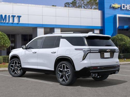 Polar White 2026 Chevrolet Traverse High Country
