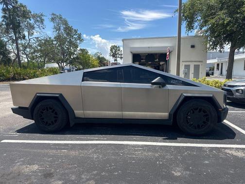 Silver 2024 Tesla Cybertruck Base