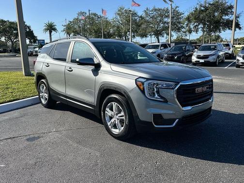 2023 GMC Terrain SLE