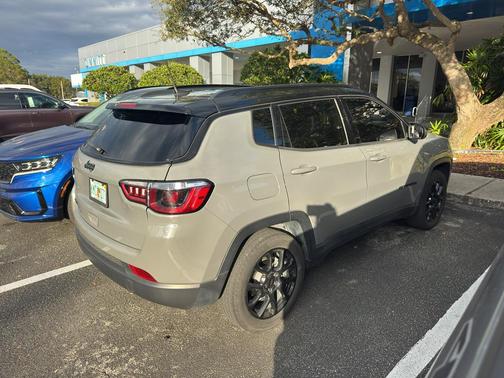 2023 Jeep Compass Altitude