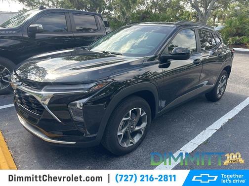 Mosaic Black Metallic 2024 Chevrolet Trax LT
