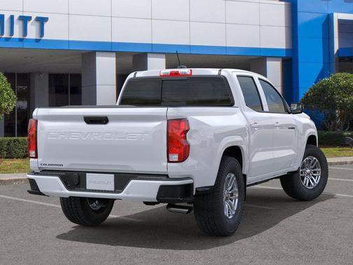 Summit White 2026 Chevrolet Colorado LT