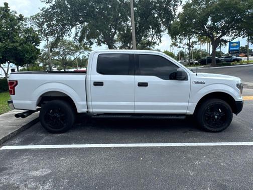 Oxford White 2018 Ford F-150 XLT