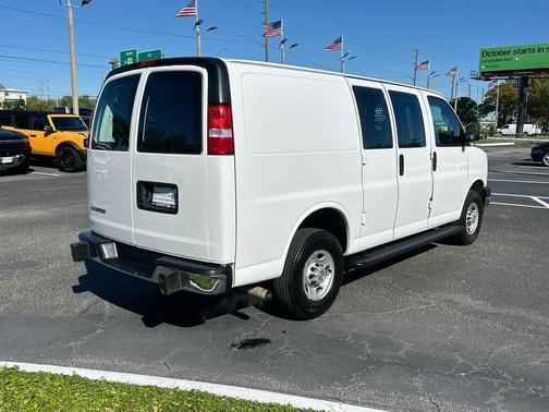 2024 Chevrolet Express 2500 Work Van