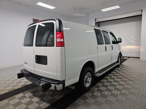 2024 Chevrolet Express 2500 Work Van